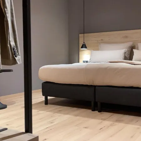 Apartment34 *